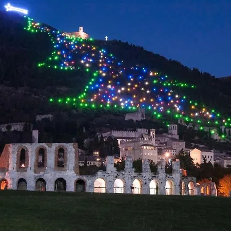 شقة Casa Patrizia غوبيو